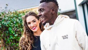 15 Potret WAGs Everton dan Istri Idrissa, Pauline Gueye