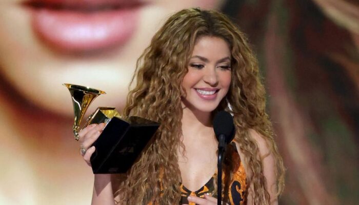 Shakira Raih Grammy Latin 2025 untuk Album “Las Mujeres Ya No Lloran”, Sindiran untuk Pique?